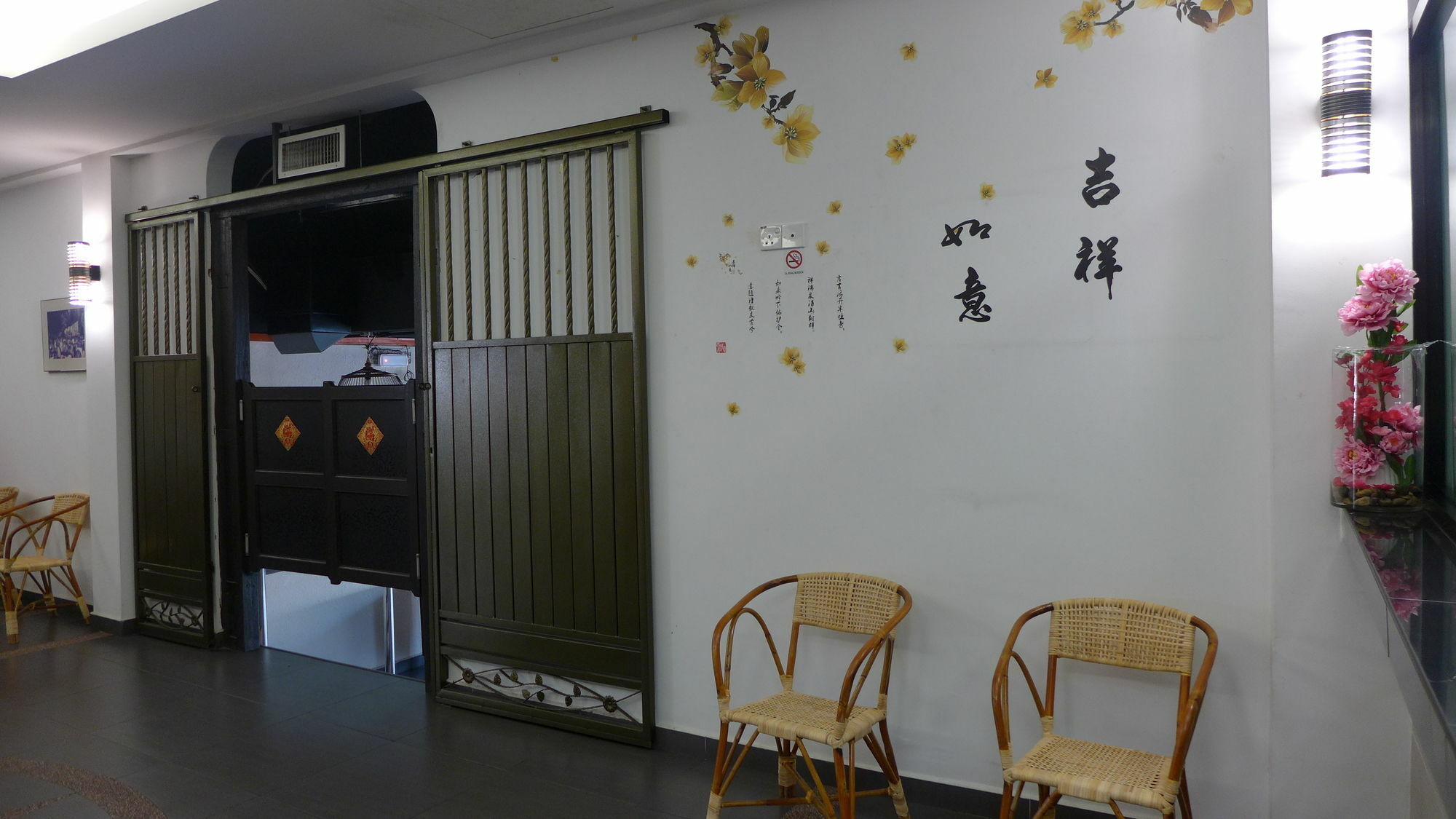 איפוה Capital O 90754 Gopeng Inn מראה חיצוני תמונה